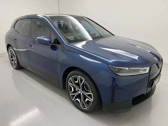 BMW iX ELÉTRICO XDRIVE40